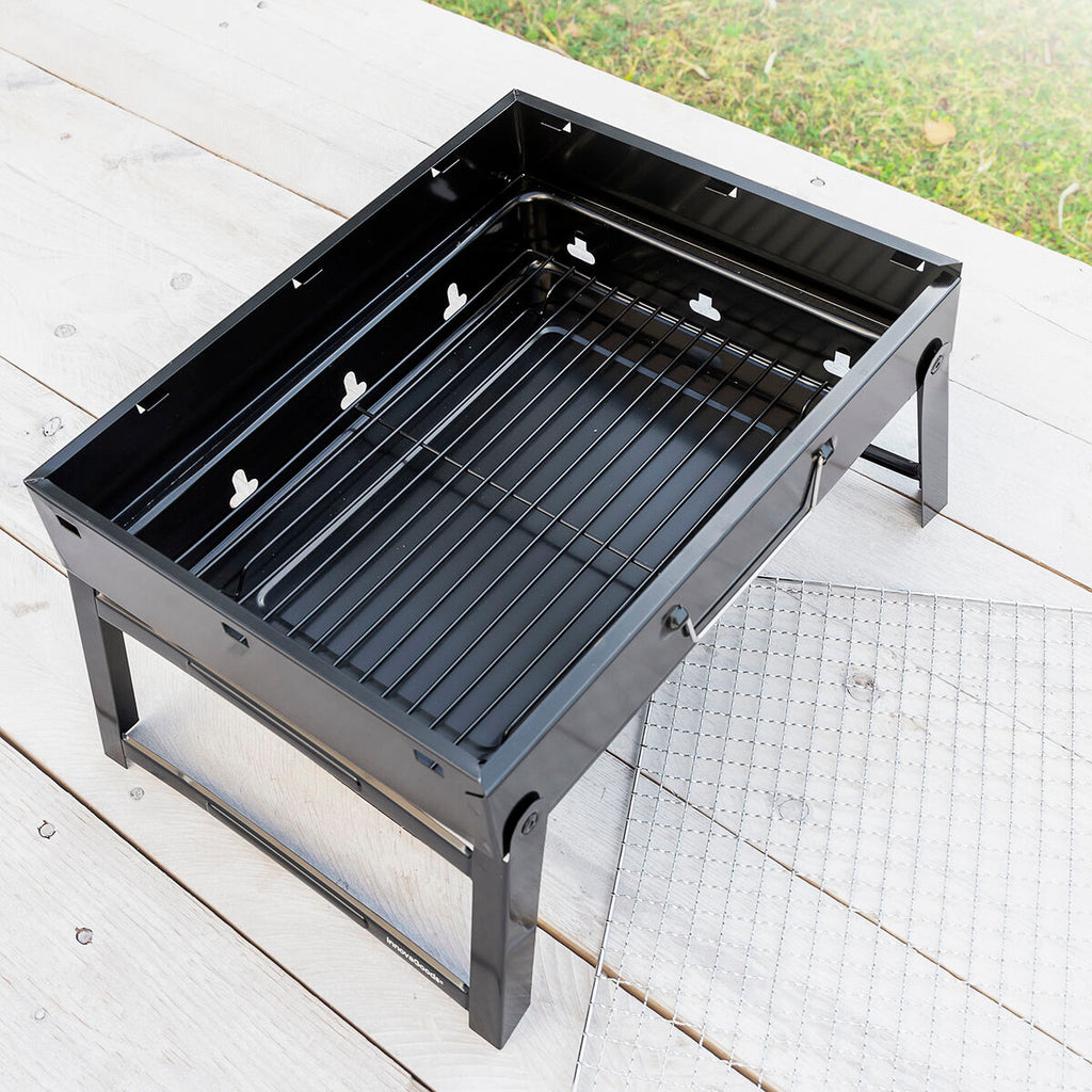 Barbecue pliable et portable à charbon de bois